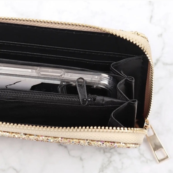 Beautiful Gold Sparkly Glitter Wallet - Picture 3 of 12